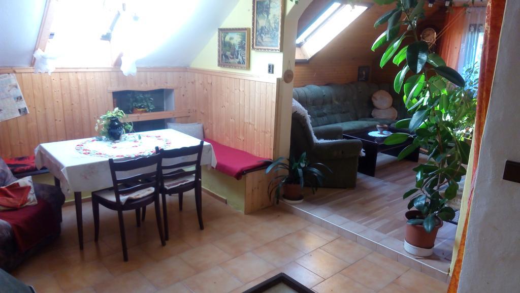 Отель U Tri Kocek Яблонне-в-Подьештеди Экстерьер фото
